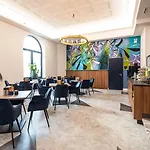 - The Niu, Rig By Ihg 3* Lübeck