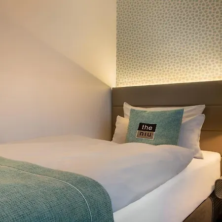 - The Niu, Rig By Ihg 3*