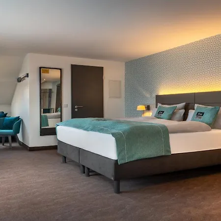 - The Niu, Rig By Ihg 3* Lubeck