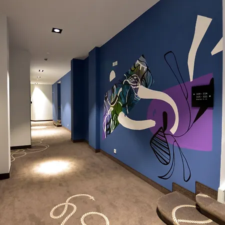 Hotel - The Niu, Rig By Ihg 3*