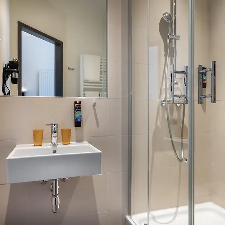 - The Niu, Rig By Ihg Hotel 3*