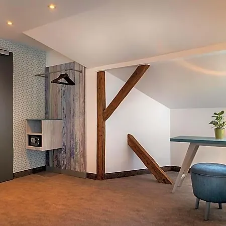 - The Niu, Rig By Ihg