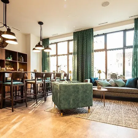 - The Niu, Rig By Ihg 3*