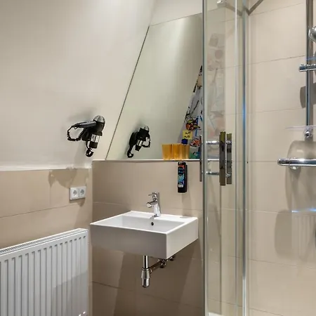 - The Niu, Rig By Ihg Отель 3*