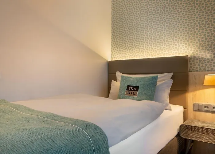 - The Niu, Rig By Ihg 3*