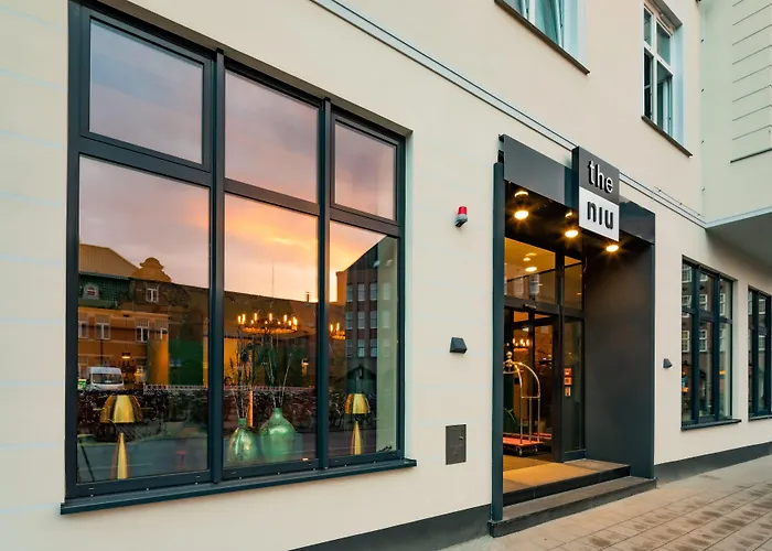 - The Niu, Rig By Ihg 3*