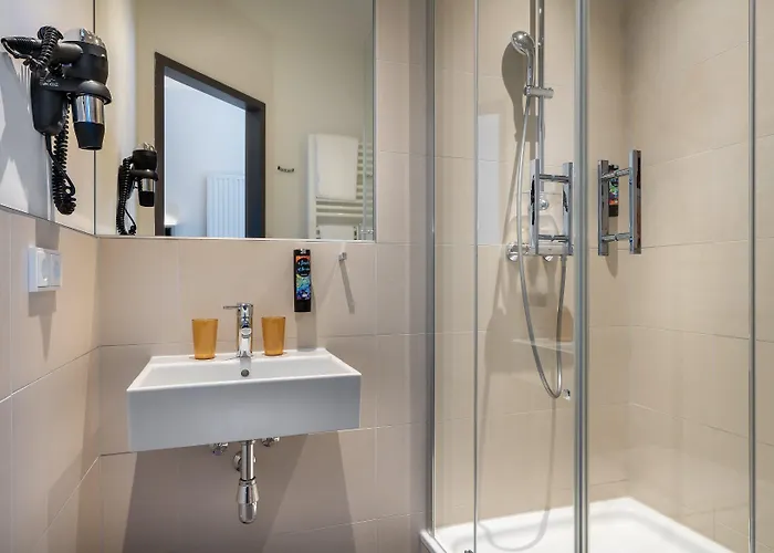 - The Niu, Rig By Ihg Hotell 3*