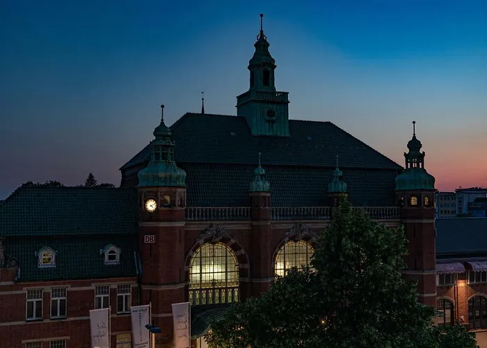 - The Niu, Rig By Ihg Hotell Lübeck