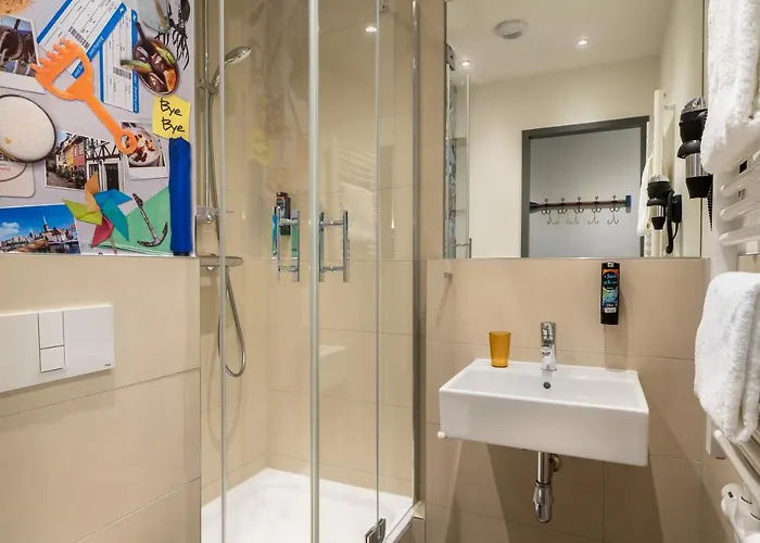 - The Niu, Rig By Ihg 3* Lübeck